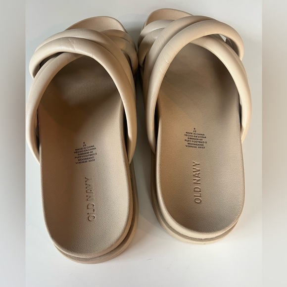 Puffy Strap Sandals - Picture 5 of 5